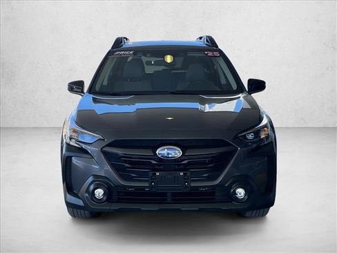 Used 2025 Subaru Outback Premium image 7