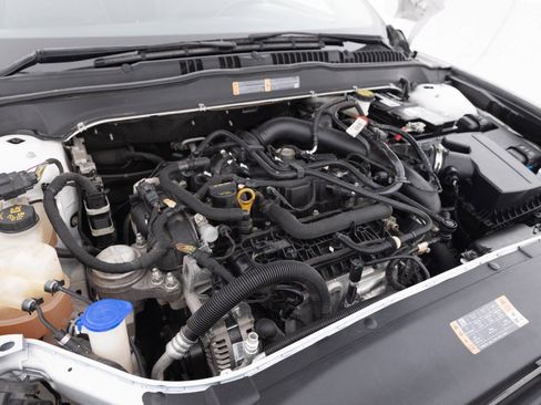 Used 2018 Ford Fusion SE w/ Equipment Group 201A FWD image 37