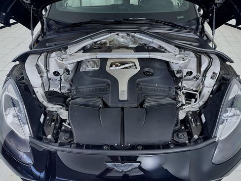 Used 2023 Aston Martin DBX 707 AWD/4WD image 28
