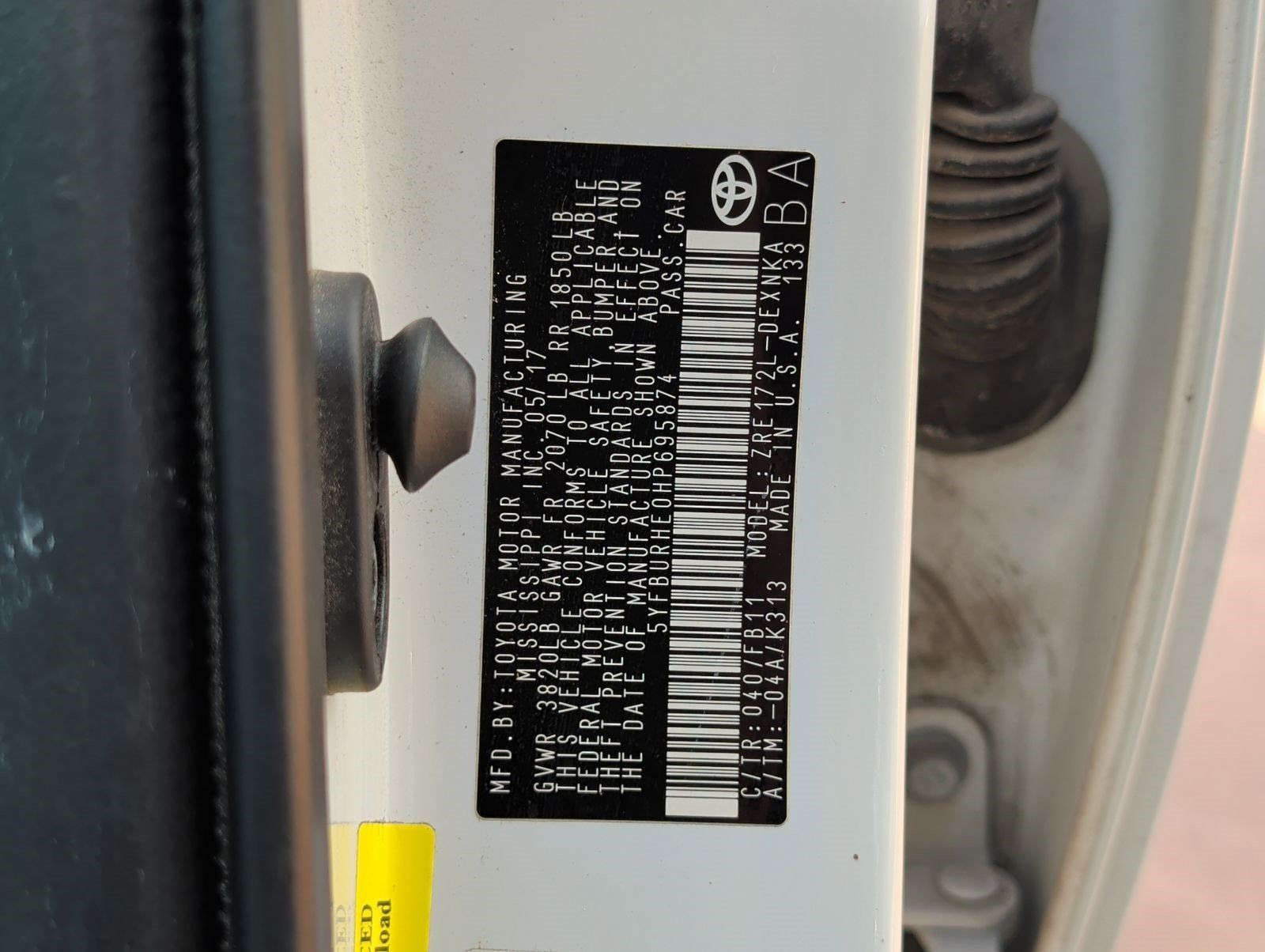 Used 2017 Toyota Corolla LE FWD image 29