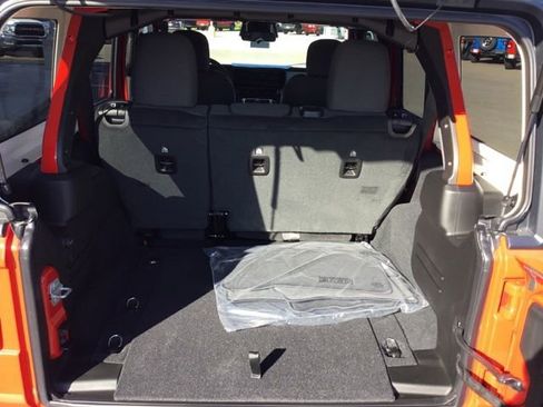 New 2026 Jeep Wrangler Unlimited Sport AWD/4WD image 10