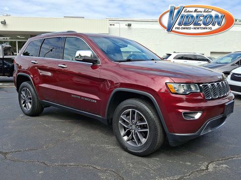 Certified 2017 Jeep Grand Cherokee Limited AWD/4WD image 1
