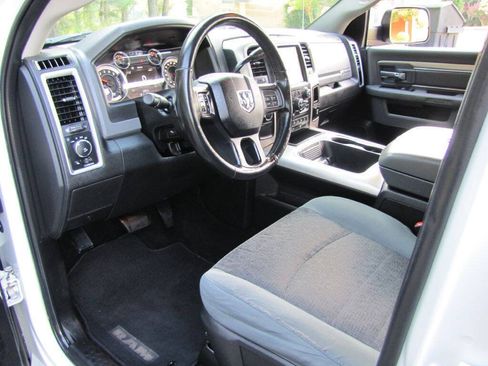 Used 2017 RAM 3500 Big Horn AWD/4WD image 13