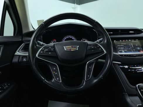 Used 2019 Cadillac XT5 Luxury image 20