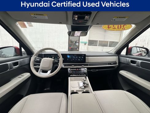 Used 2024 Hyundai Santa Fe SEL image 12