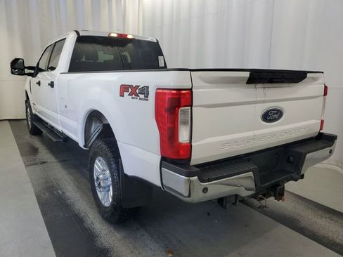 Used 2019 Ford F350 XLT w/ FX4 Off-Road Package AWD/4WD image 3