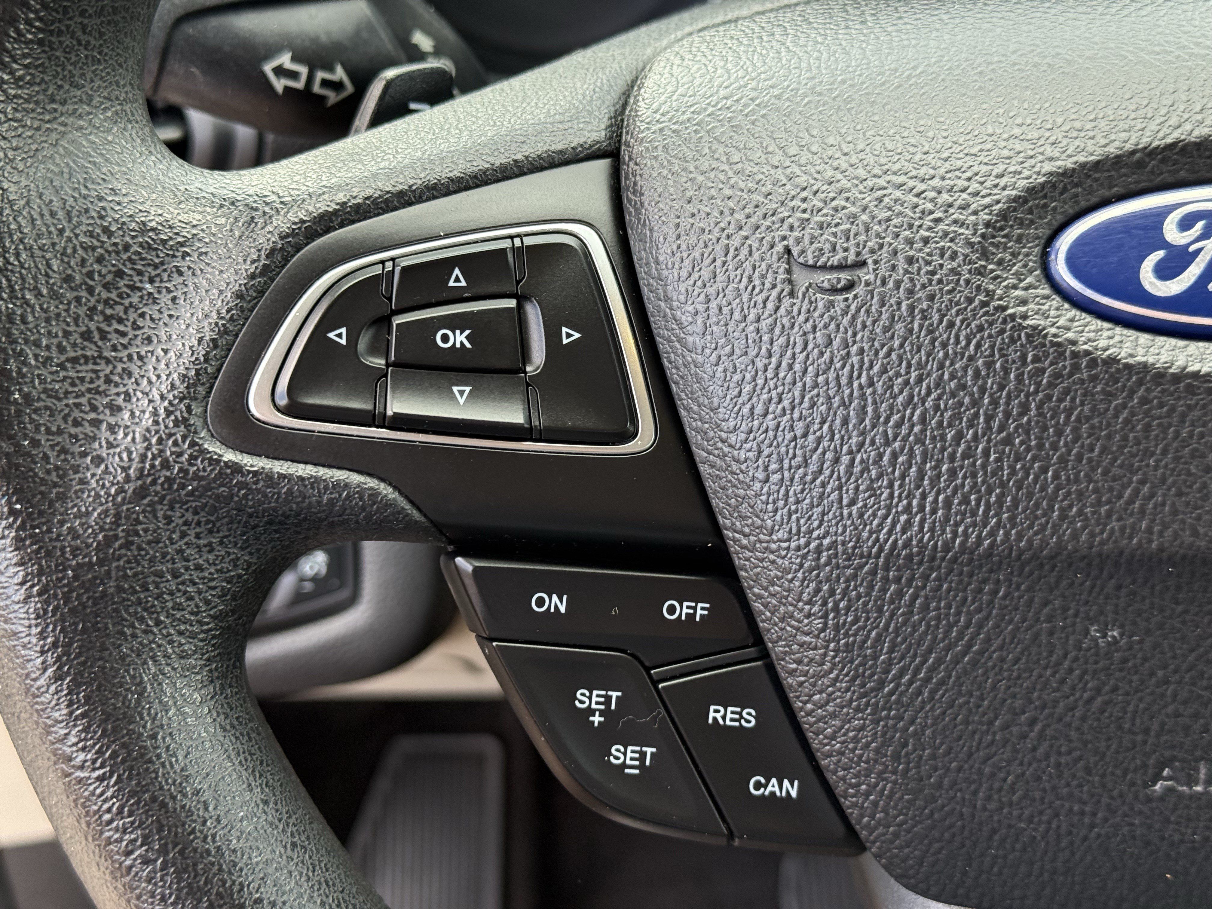 Used 2017 Ford Escape SE FWD image 16