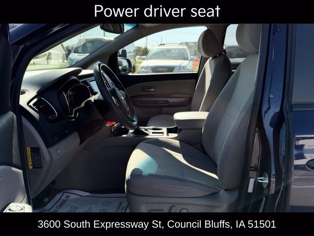 Used 2020 Kia Sedona LX FWD image 14