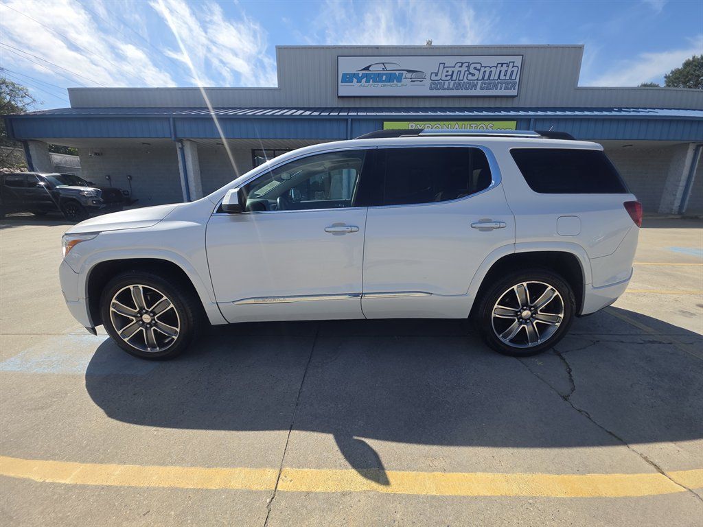 Used 2018 GMC Acadia Denali w/ Technology Package FWD image 2