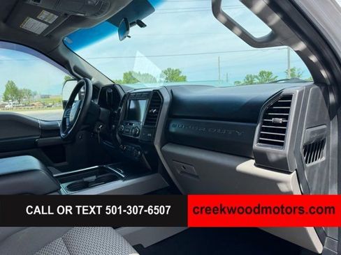 Used 2019 Ford F250 XLT w/ XLT Premium Package AWD/4WD image 15