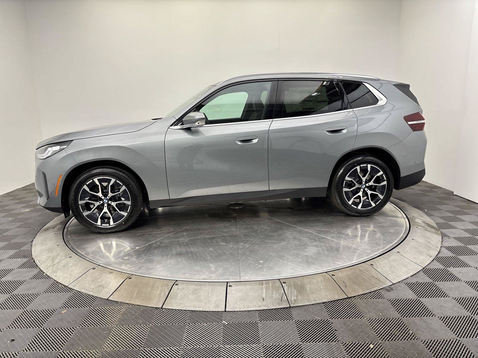 New 2026 BMW X3 xDrive30i w/ Premium Package AWD/4WD image 16