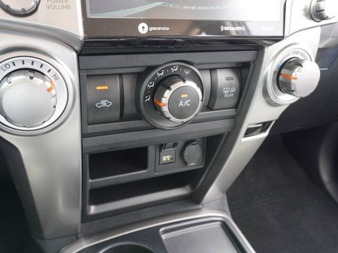 Used 2023 Toyota 4Runner SR5 Premium w/ Moonroof Package RWD image 20