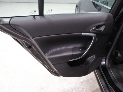 Used 2014 Buick Regal Premium FWD image 19