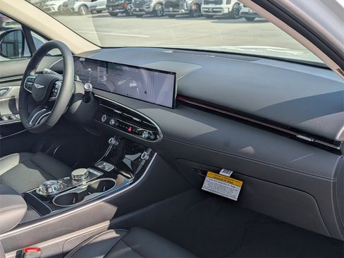 New 2026 Genesis GV70 2.5T image 25