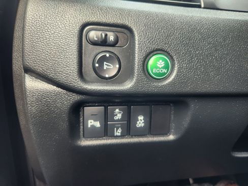 Used 2022 Honda Pilot Touring image 26