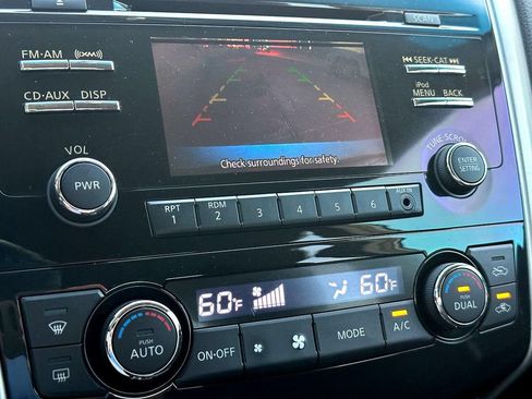 Used 2013 Nissan Altima 2.5 SV FWD image 15