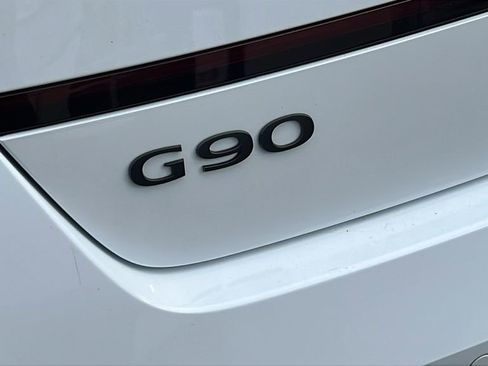 New 2026 Genesis G90 3.5T Prestige image 18