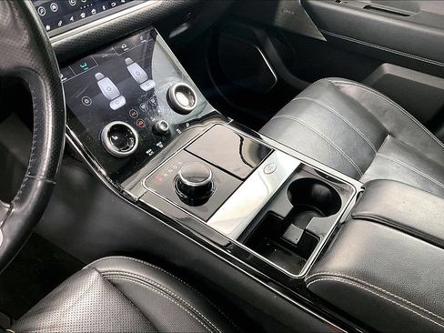 Used 2019 Land Rover Range Rover Velar S AWD/4WD image 14