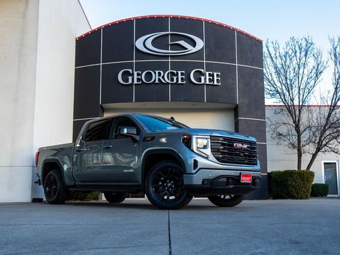 New 2026 GMC Sierra 1500 Elevation w/ Elevation Premium Package image 1