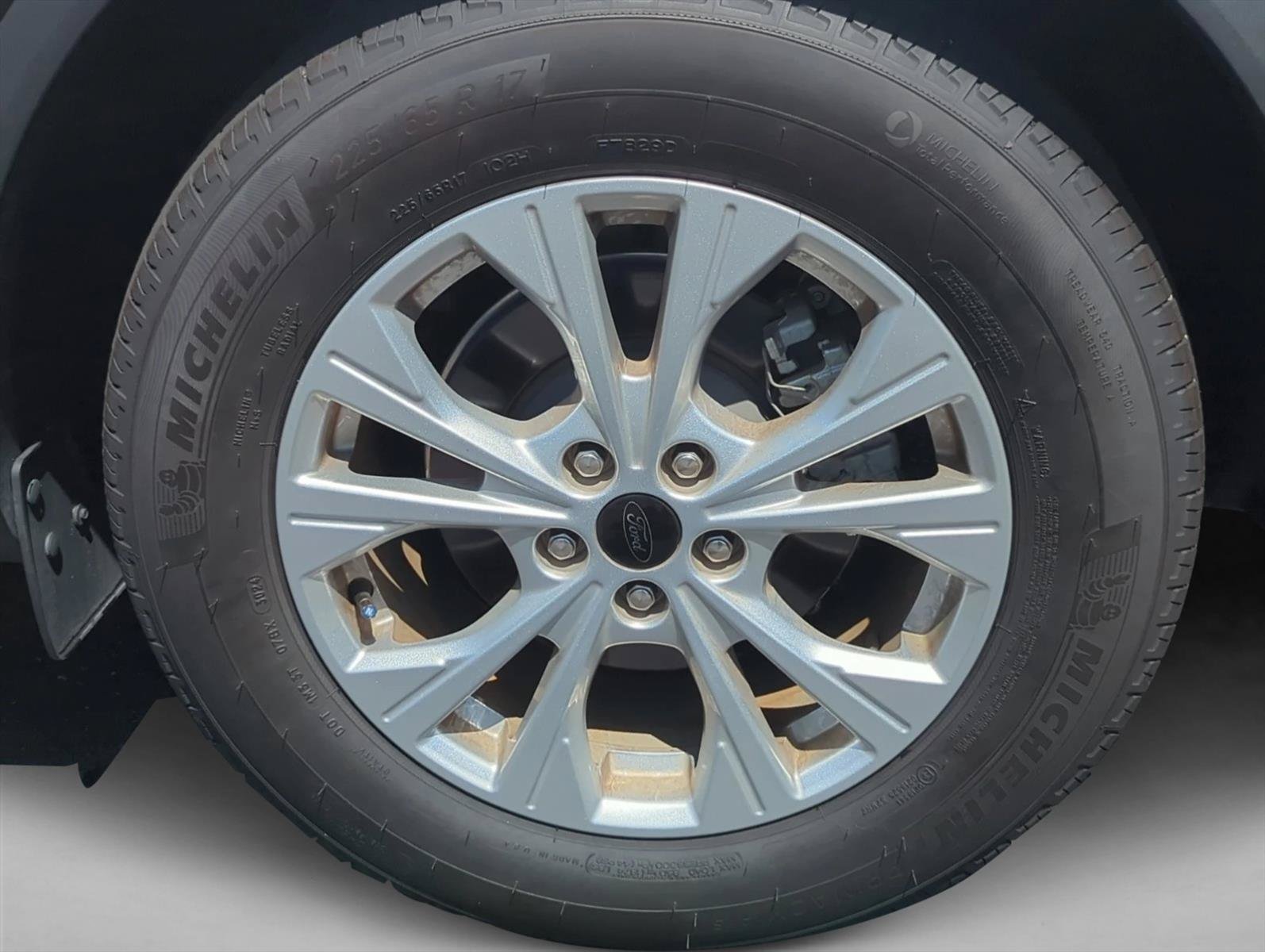 Used 2024 Ford Escape Active w/ Cold Weather Package FWD image 14