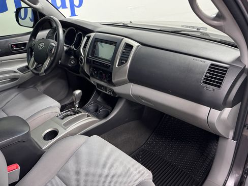 Used 2015 Toyota Tacoma 4x4 Double Cab w/ TRD Off-Road Package image 13