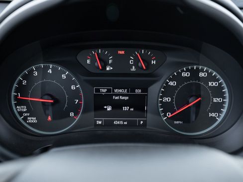 Used 2024 Chevrolet Malibu LT image 30