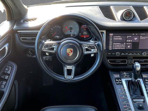 Used 2021 Porsche Macan GTS image 8