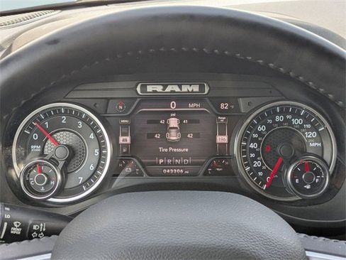 Used 2022 RAM 1500 Big Horn image 5