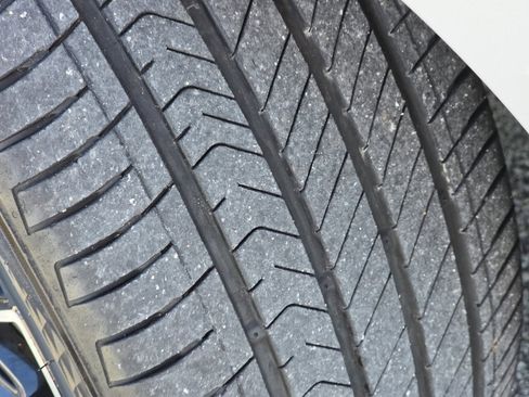 Used 2023 Kia K5 GT image 4