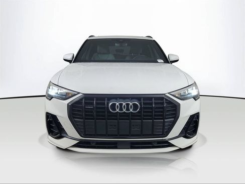 Used 2021 Audi Q3 2.0T Premium w/ Convenience Package AWD/4WD image 2