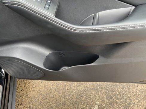 Used 2024 Nissan Rogue SL image 60