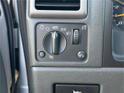 Used 2005 Chevrolet Colorado LS image 20