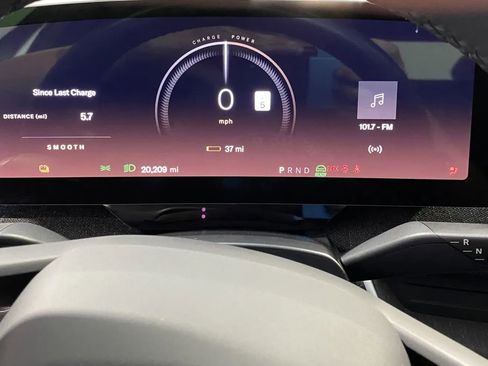 Used 2024 Lucid Air Touring image 14