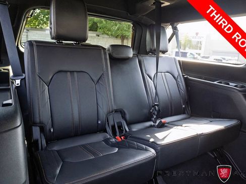 Used 2024 Ford Expedition Max Platinum AWD/4WD image 13