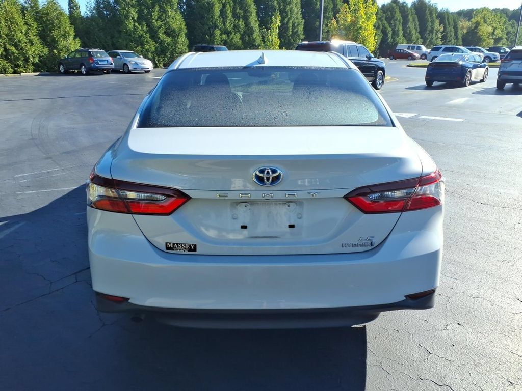 Used 2023 Toyota Camry LE FWD image 4