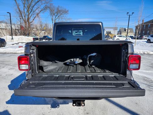 Used 2021 Jeep Gladiator Sport w/ Quick Order Package 24Q 80Th image 32