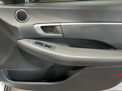 Used 2020 Hyundai Sonata SEL w/ Convenience Package FWD image 17