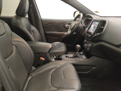Used 2019 Jeep Cherokee High Altitude AWD/4WD image 21