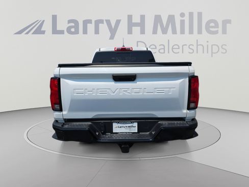 Certified 2024 Chevrolet Colorado Z71 w/ Z71 Convenience Package 2 AWD/4WD image 12