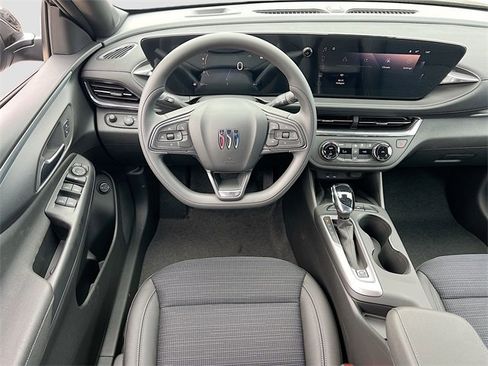 New 2026 Buick Envista Preferred w/ Convenience II Package image 16