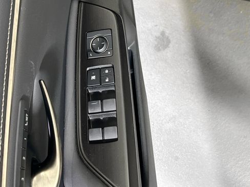 Used 2019 Lexus ES 350 w/ Accessory Package FWD image 18