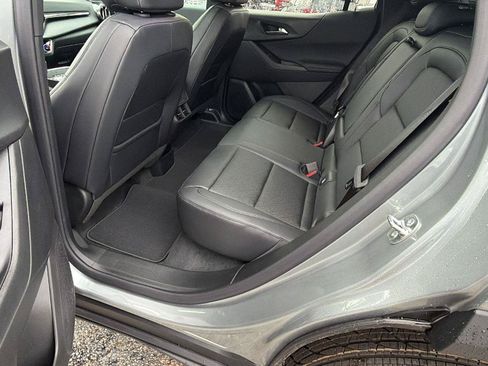 New 2026 Chevrolet Equinox LT w/ Convenience Package II FWD image 18