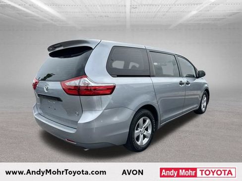 Used 2015 Toyota Sienna L FWD image 8