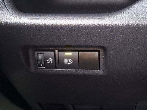 Certified 2021 Toyota RAV4 XLE image 22