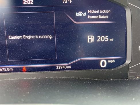 Used 2022 Volkswagen Atlas Cross Sport SE FWD image 9