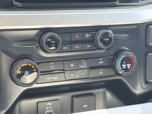 New 2025 Ford F550 4x4 Crew Cab Super Duty image 18