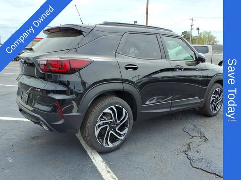 New 2026 Chevrolet TrailBlazer RS w/ Convenience Package FWD image 3