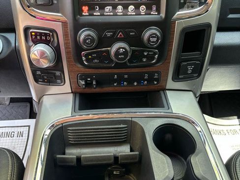 Used 2016 RAM 1500 Laramie AWD/4WD image 16
