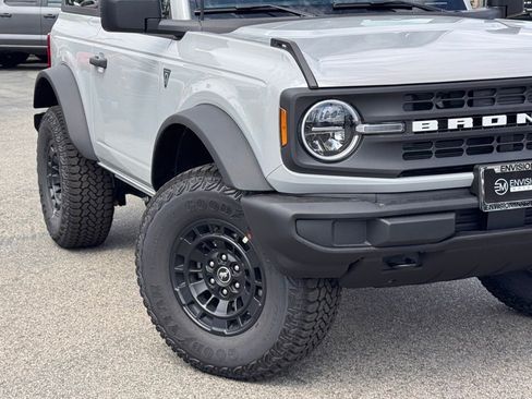 New 2026 Ford Bronco 2-Door w/ Sasquatch Package AWD/4WD image 4