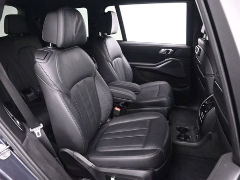 Used 2019 BMW X7 xDrive40i w/ Premium Package AWD/4WD image 21